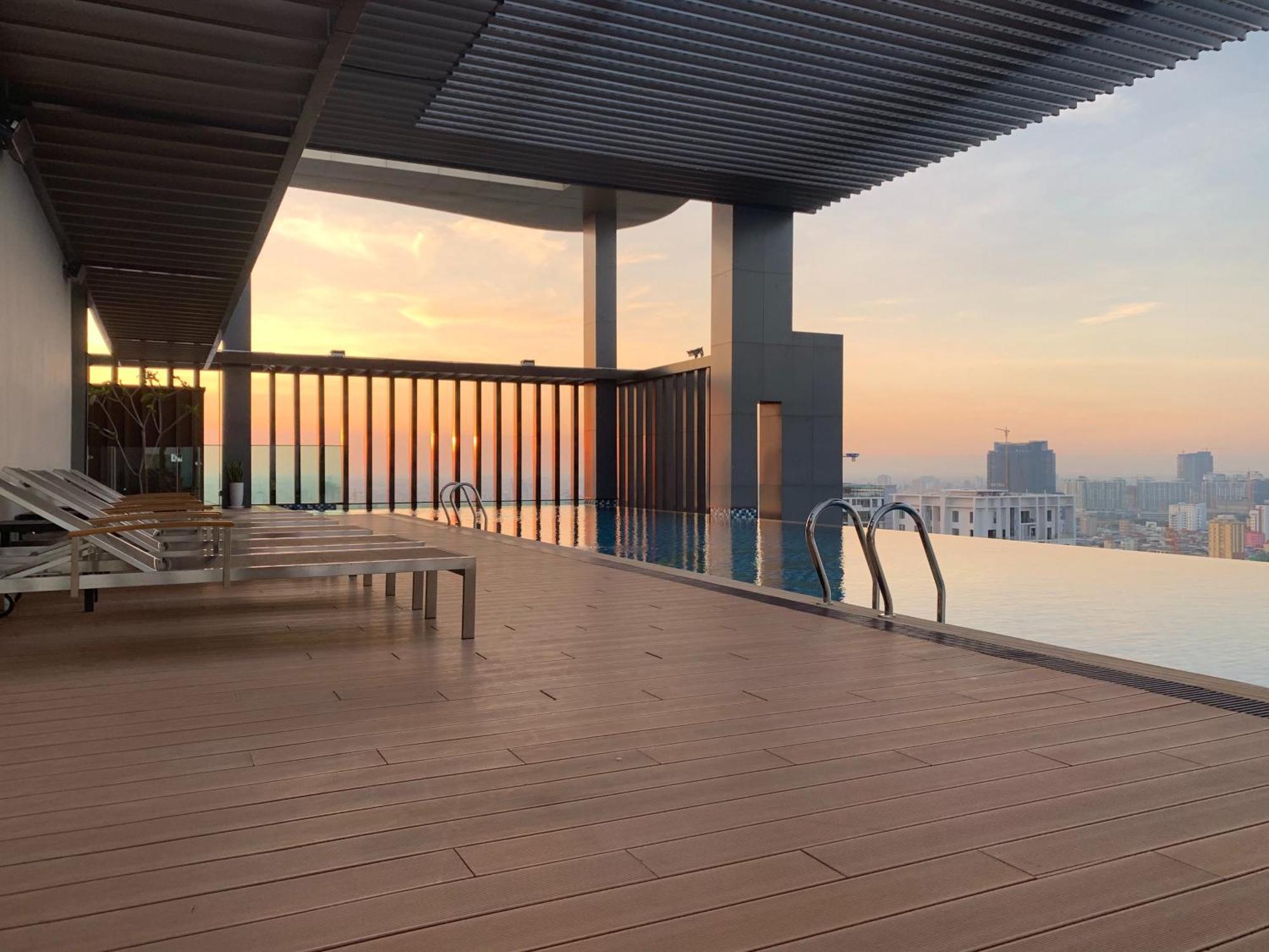 The View Serviced Residence 豪景日式酒店公寓 Phnom Pen Exterior foto